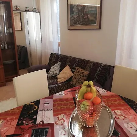 Antonia Apartment *